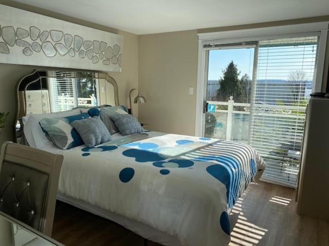 Ocean Breeze Executive Bed & Breakfast North Vancouver